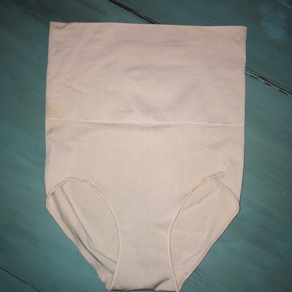 Shapewear - Picture 3 of 3